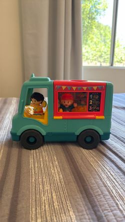 Fisher-Price Little People Serve It Up Food Truck