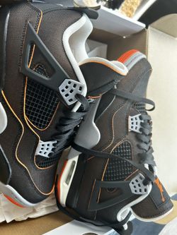 WMNS Air Jordan 4’s