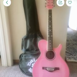 Girl’s Guitar 
