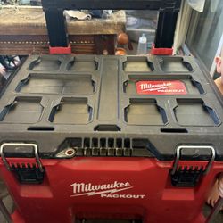 Milwaukee Rolling Pack out Tool Box