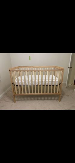 Advanced Safety 4-in-1 Baby Crib 