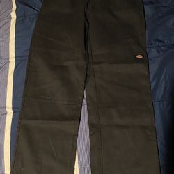 Dickies Size 32x32 Two Pairs 20