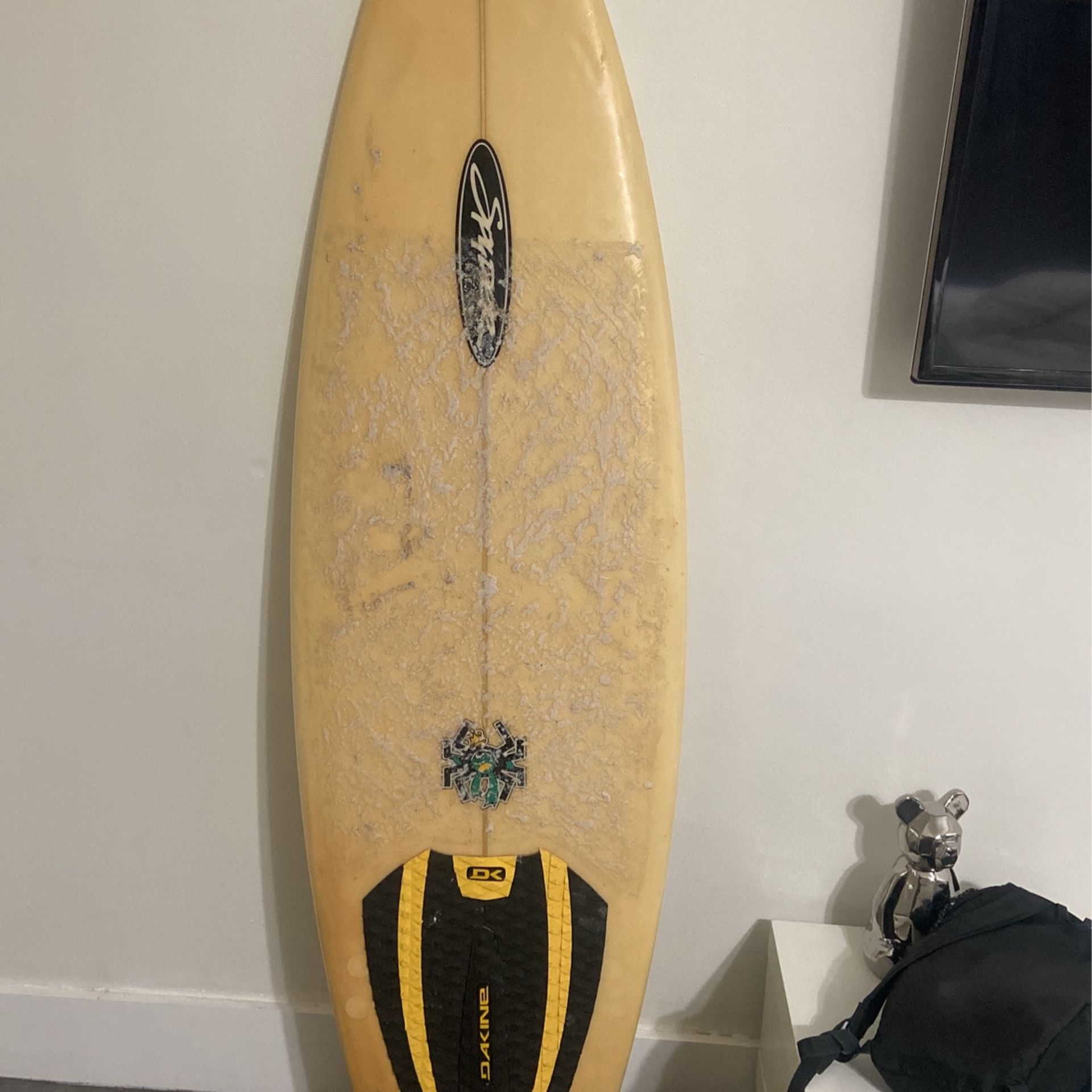 spyder 5’10 malibu maui surfboard