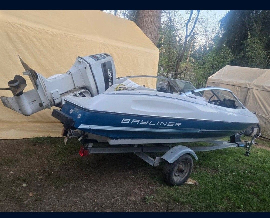 Bayliner Boat 70