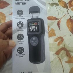 Wood Moisture Meters, Pin & Pinless 2 in 1 Moisture Detector with Upgraded Sensor & Backlit Screen, 9 Calibration for Moisture Detection in Wood, Dete
