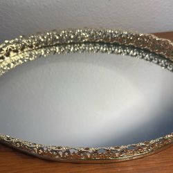 Vintage Oval Vanity Mirror / Gold tone