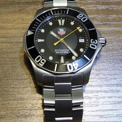 Tag Heuer 300 Meters Professional Watch