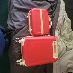 Small Carry On Case And Small Suitcase For Traveling