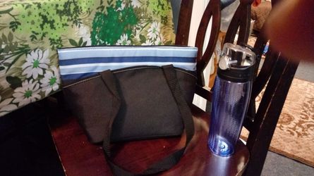 Small insulated lunch bag