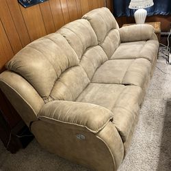 Southern motion Contour Power Reclining Sofa And Loveseat Set