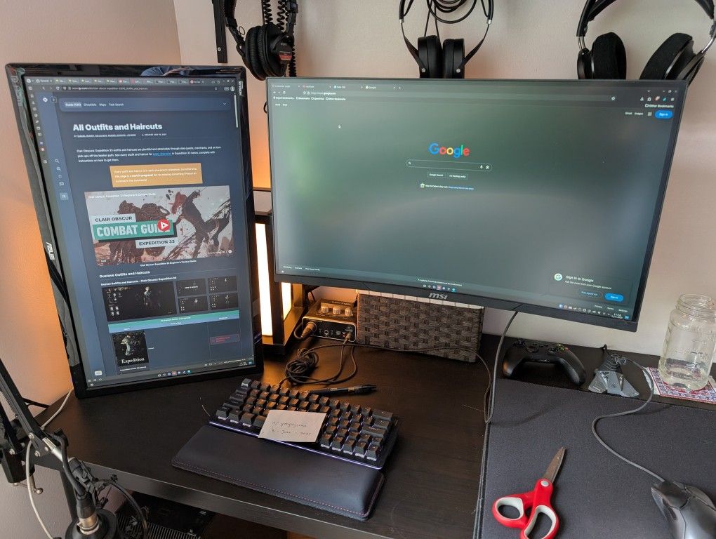 Msi QHD 144hz Curved Monitor + Asus FHD 144hz Monitor