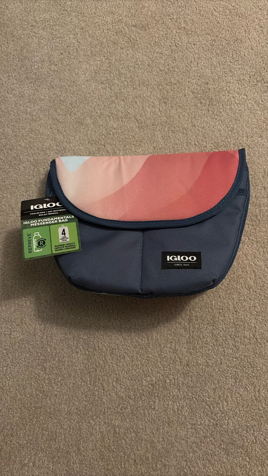 Igloo FUNdamentals Messenger Cooler Bag