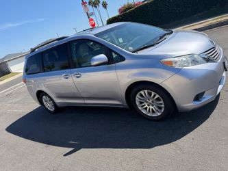 2016 Toyota sienna xle