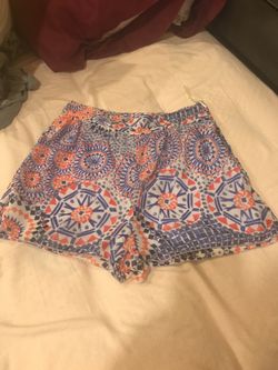 Shorts size small