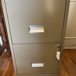 File Cabinet, Locking 