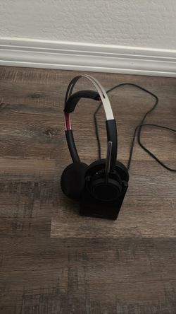 Plantronics Voyager Focus UC