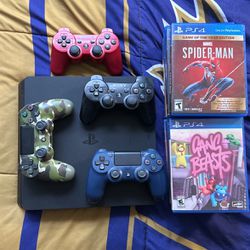 PS4 , With 4 Controllers And 15 Games 