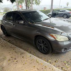 2011 Infiniti M37