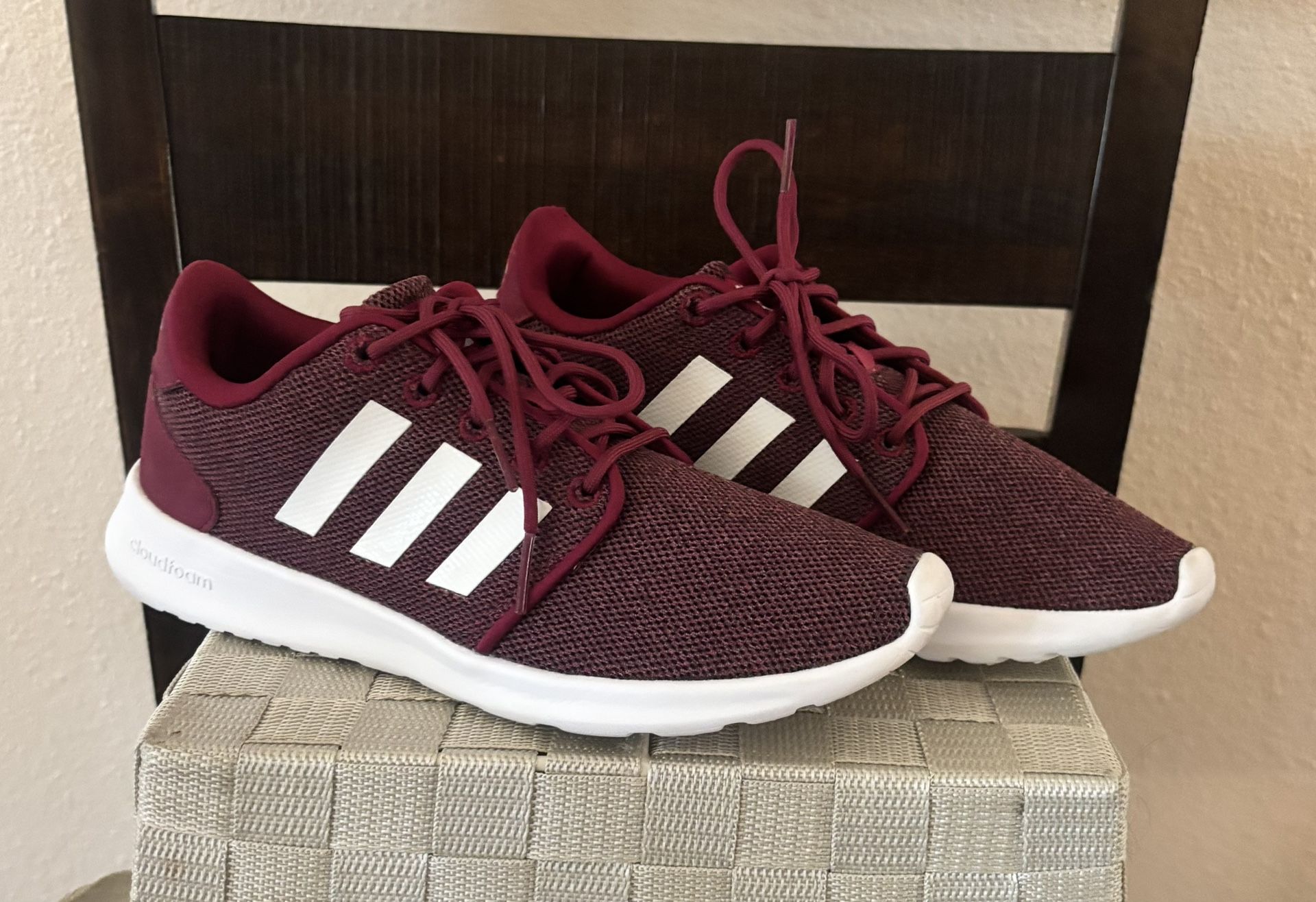 Adidas women shoes size 6