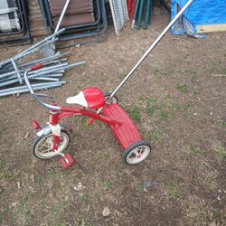 Like New Raido Flyer Tricycle For A Child 