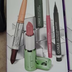 Clinique Make Up Set