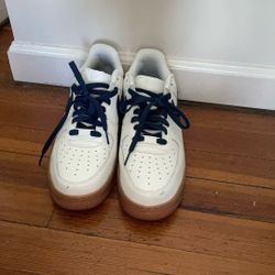 Air Forces Size 9.5