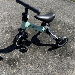Strider Tricycle (Pedal Not Functional)