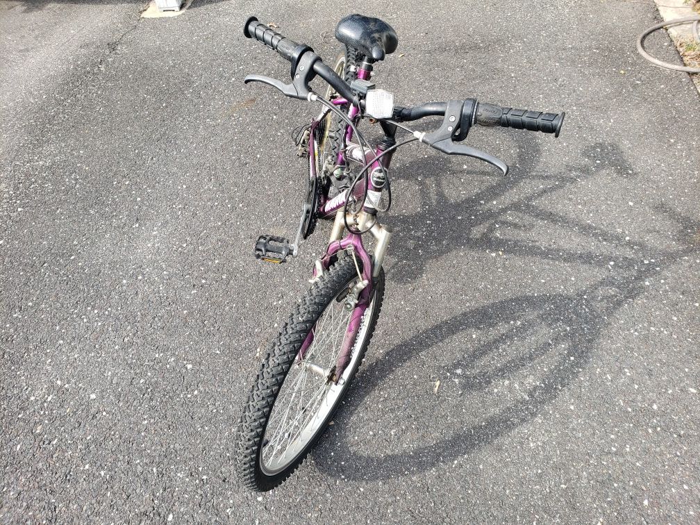 Women's magna 2024 great divide bike