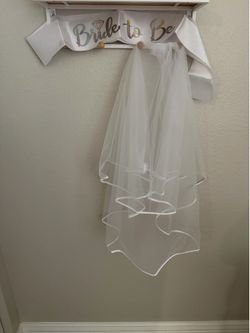 Bride to be sash and veil