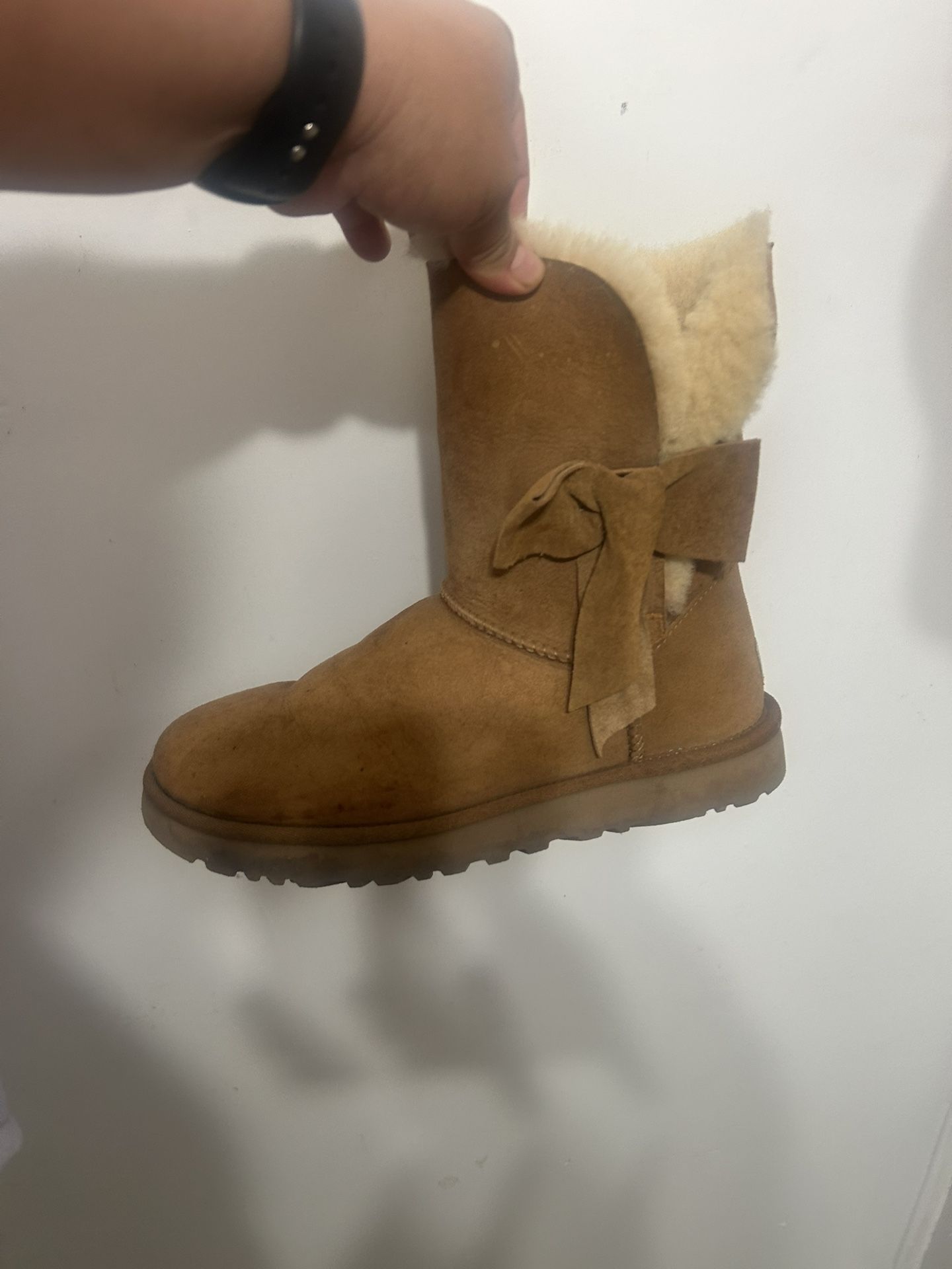Uggs Café Size 9