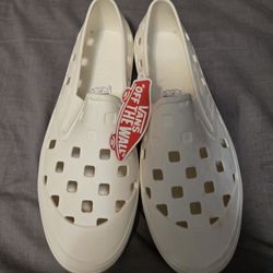 New Vans Woman Size 10