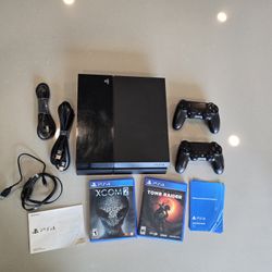 PlayStation 4 500GB Black With Extra Controller And Games