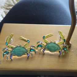 Sugar Fix Crab Rhinestone Earrings