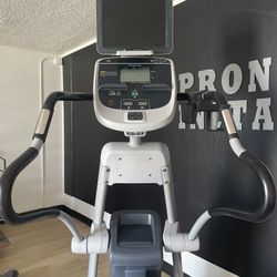 PRECOR TRM 10 Commercial Model 833 ELLIPTICAL   GYM quality W Warranty & Free delivery  