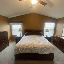 Cal King Complete Bedroom Set