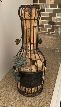 Wine Bottle Shaped Wire Cork Holder