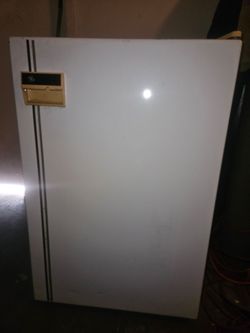GE General Electric mini freezer fridge