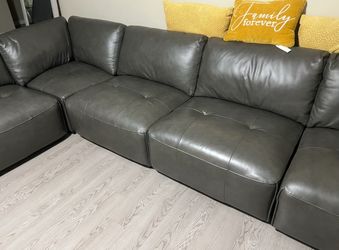 5 Piece soft Leather Sectional