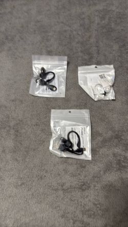 Bluetooth earbuds