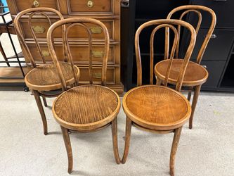 THONET Antique Bentwood Bistro Chair (Set of 4)