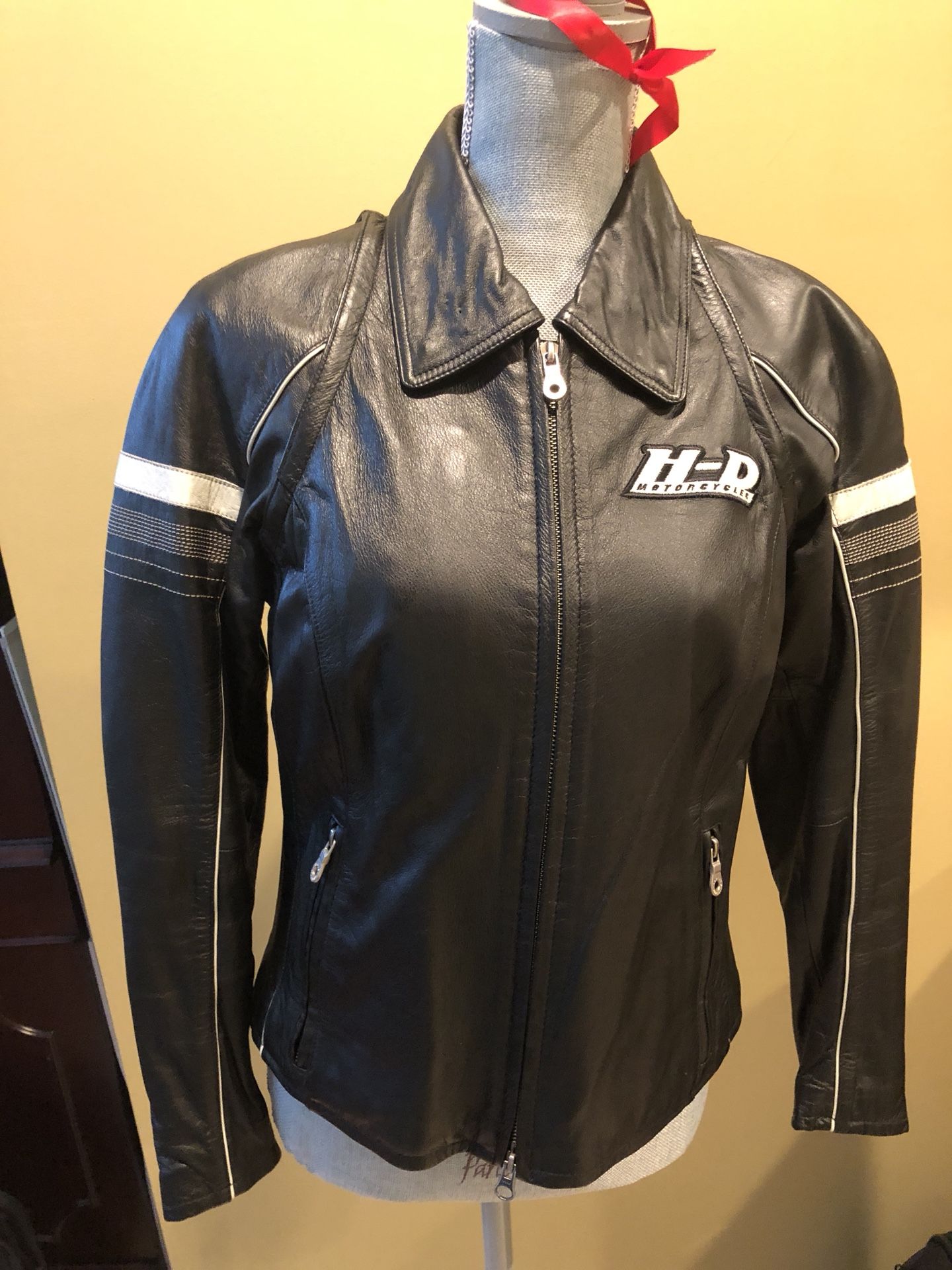 Harley Davidson Leather Jacket Women’s Size S