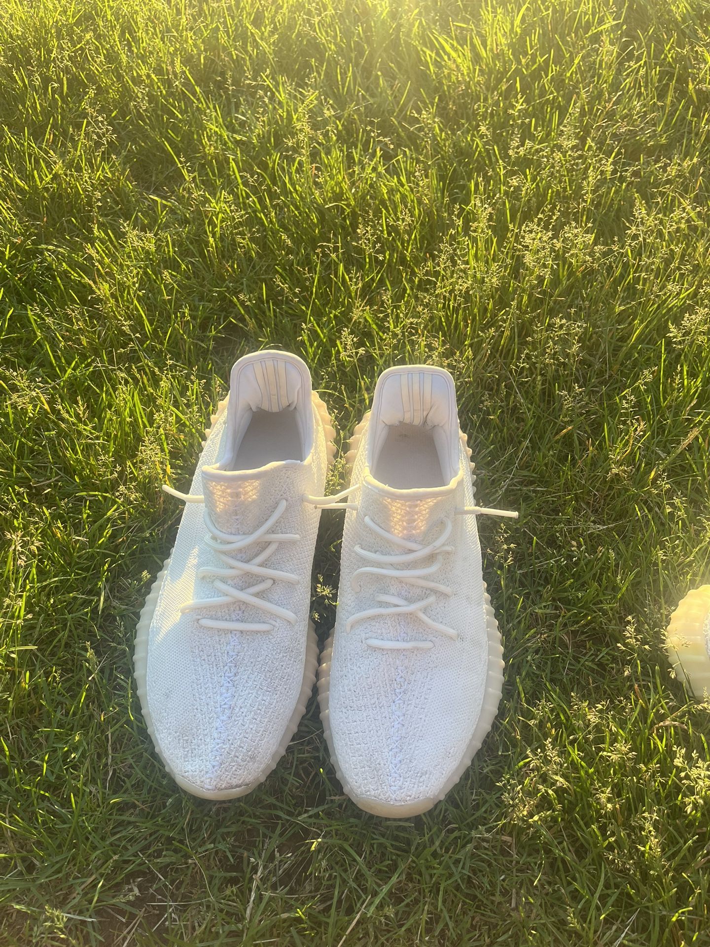 YEEZY 350 BOOST CREAM/TRIPLE WHITE SIZE 11.5