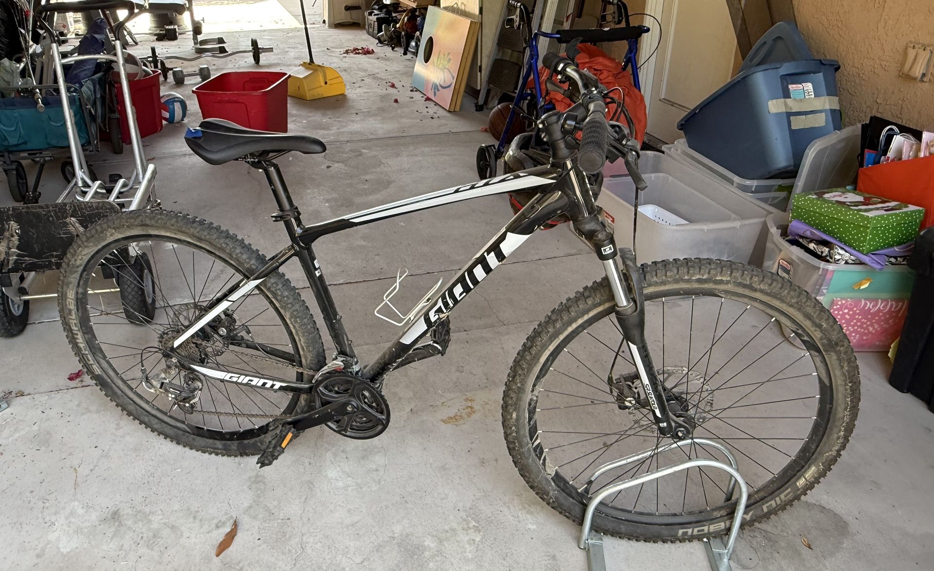 Giant ATX 3 Disc mountain bike