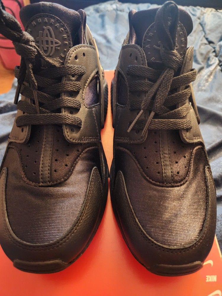 Brand New Nike Air Huarache