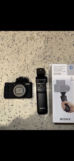 Sony ZV-1 Digital Camera (Black) with wireless remote commander