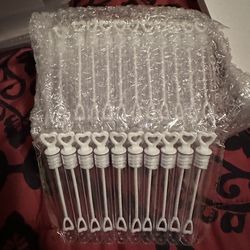 Heart shaped bubbles container