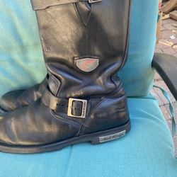 VINTAGE 970. RED WING MORORCYClE BOOTS SIZE 10 1/2  D