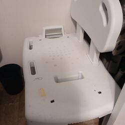 Right Sided White Plastic Bath Bench