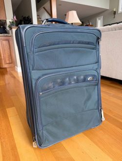 Samsonite Nexera II 24” Medium Checked Suitcase – Navy Blue – Excellent Condition