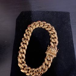 Cuban link bracelet (14mm)